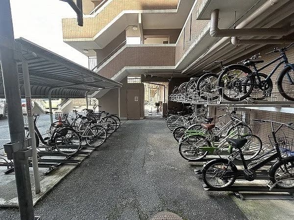 Sky Heights 春日 Building 1