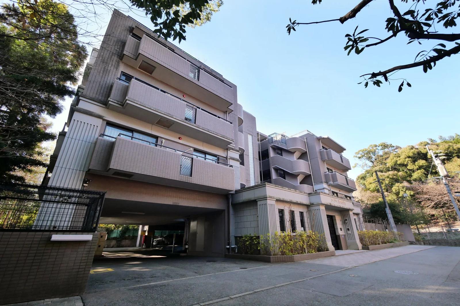 Art Will Akasaka