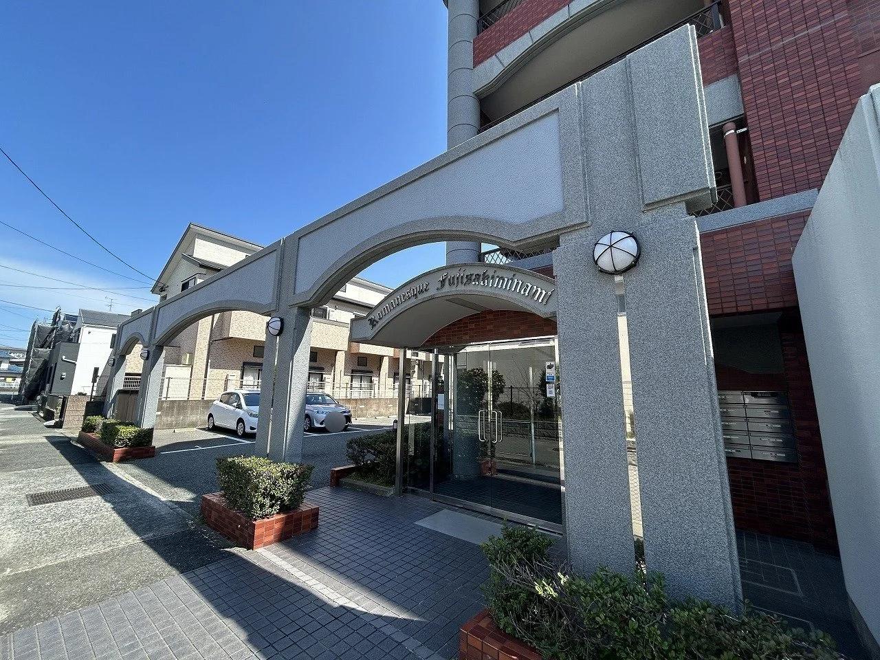 Romanesque 藤崎南