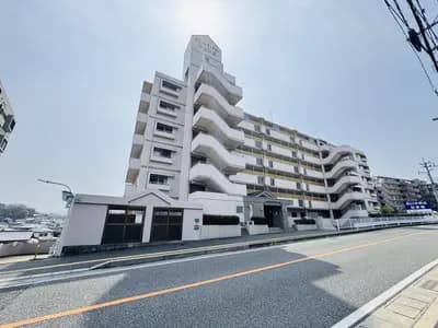 Green Mansion 弥生坂