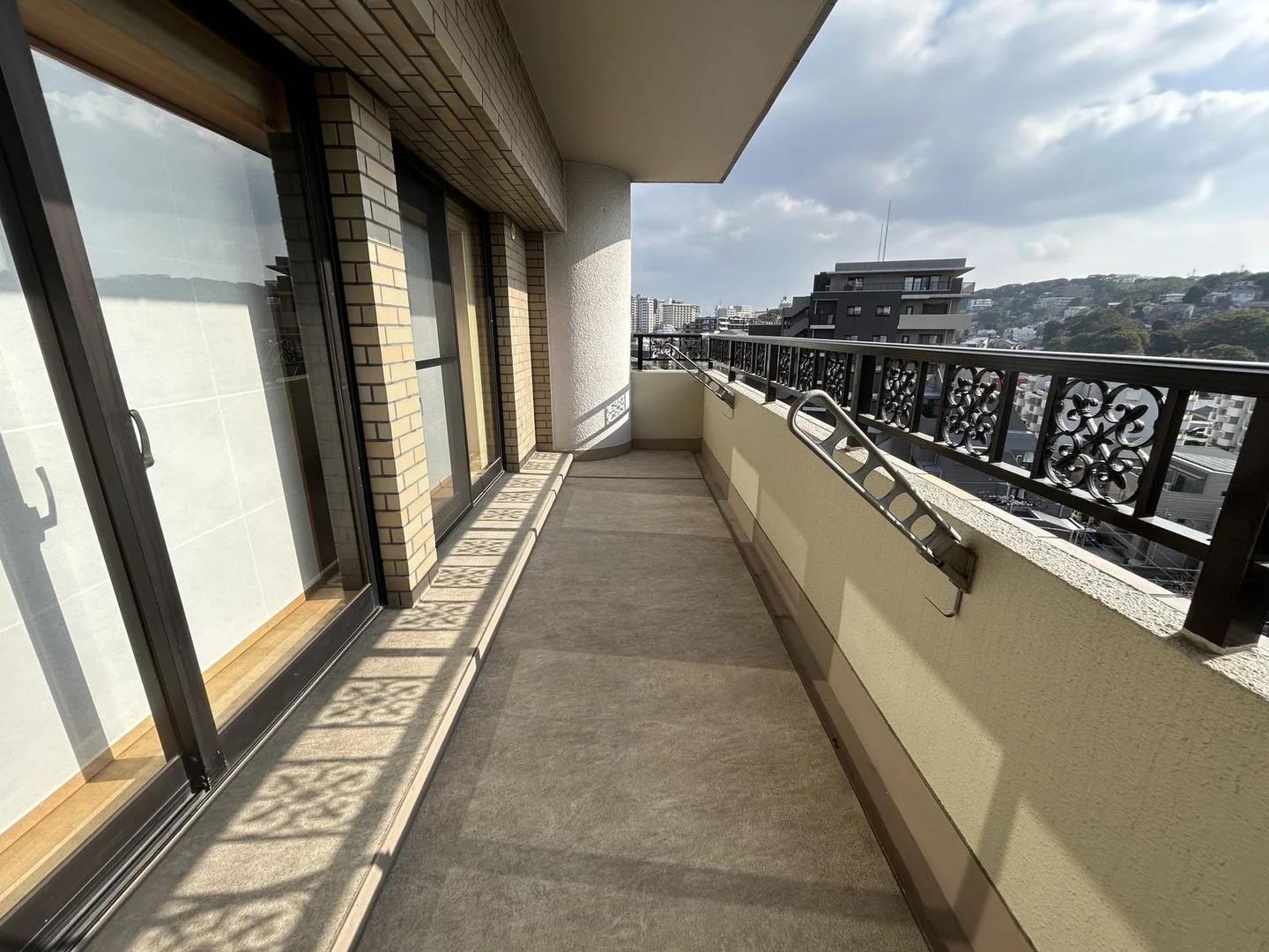 Royal Mansion 六本松