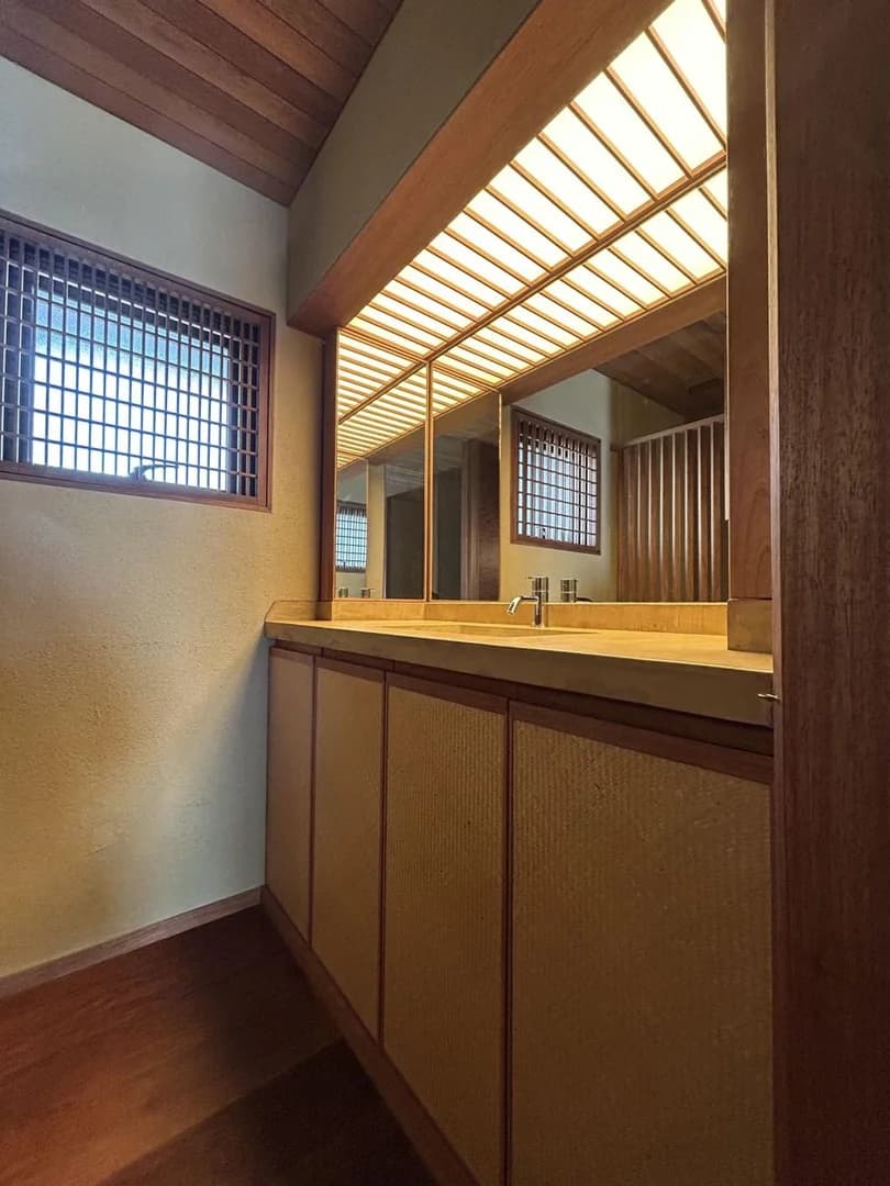 Royal Mansion 六本松