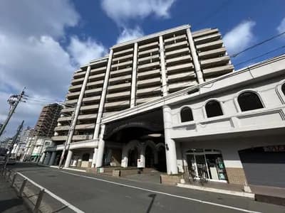 Royal Mansion Ropponmatsu