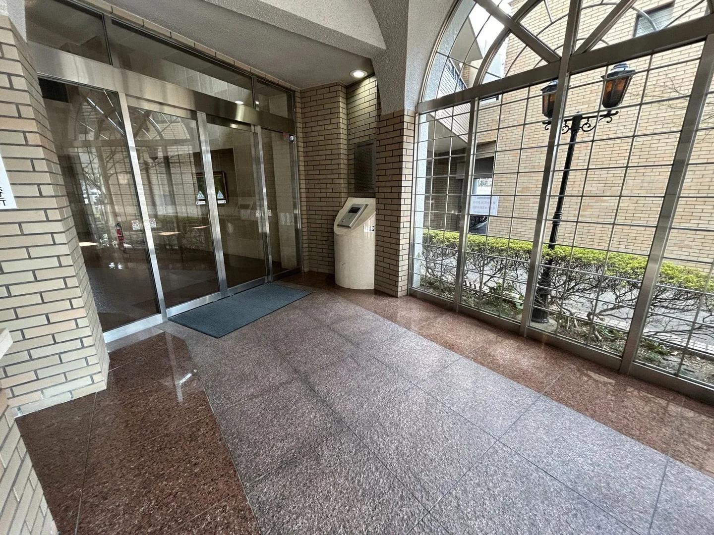 Royal Mansion 六本松