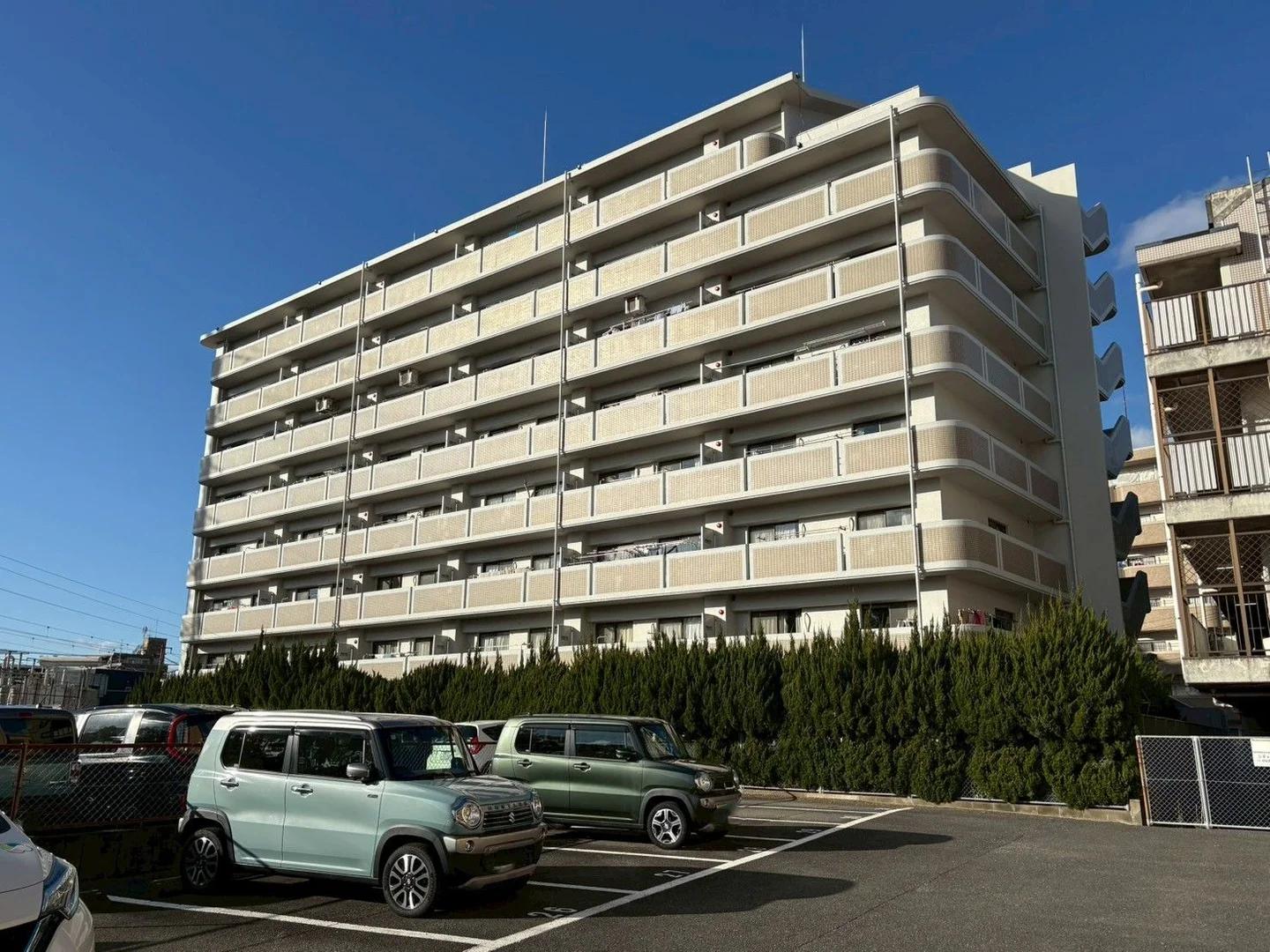 Amour Futsukaichi