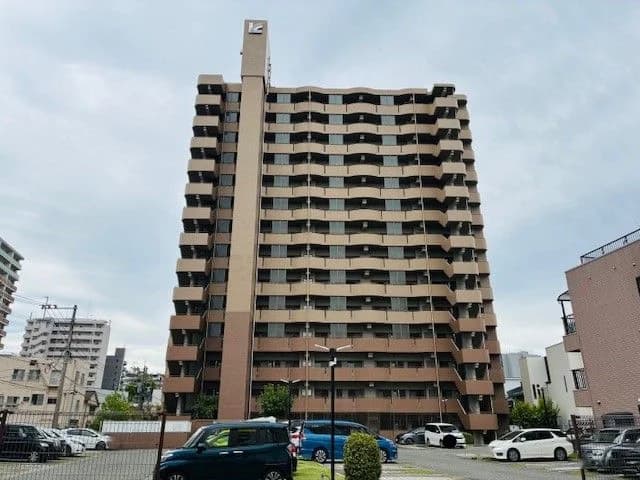 Relecity Hakata Eki Minami