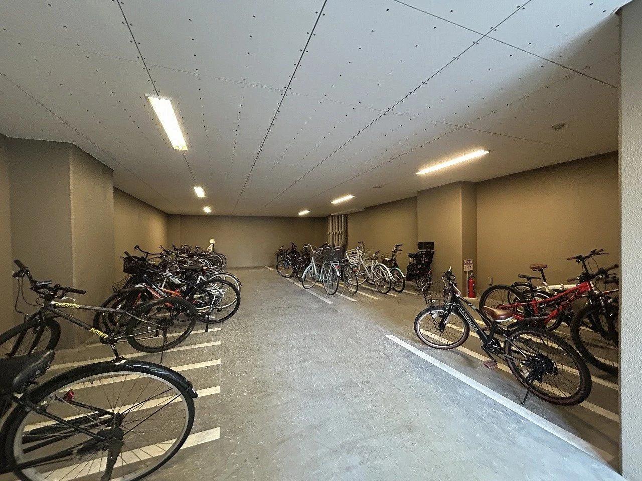 Central Park 香椎照葉 Building 1