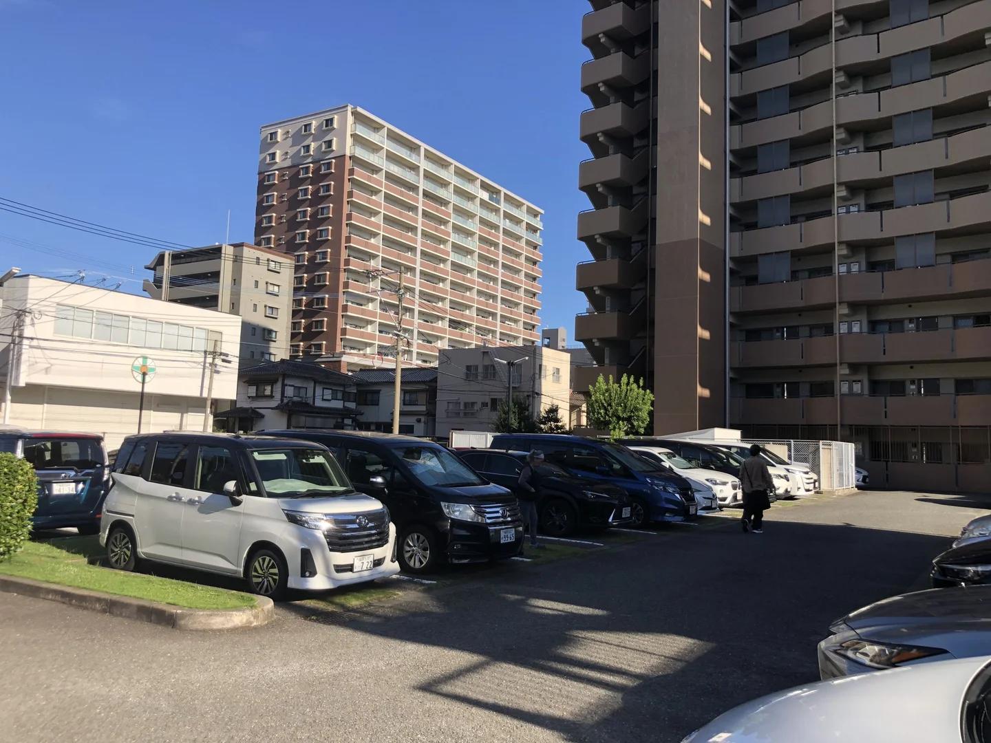 Relecity Hakata Eki Minami