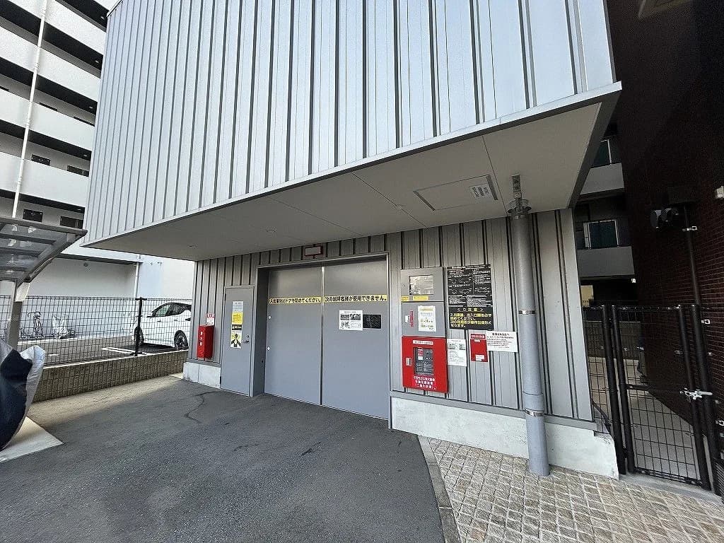 Montore 東比恵Clair