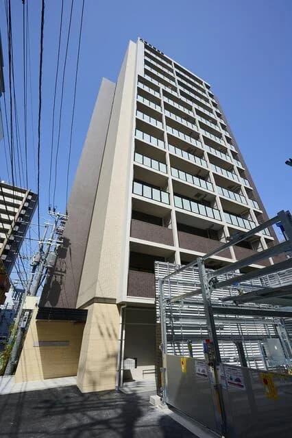 ACROSS Tenjin Central GLOW