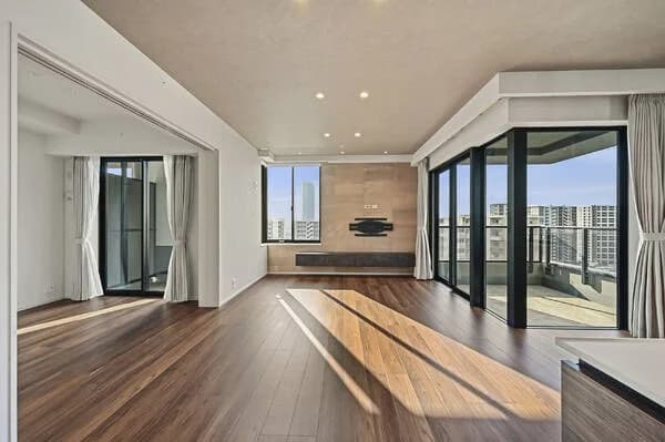 ISLAND CITY OCEAN & FOREST TOWER RESIDENCE EAST