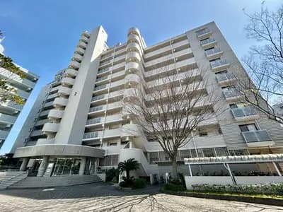 East Court 2号棟