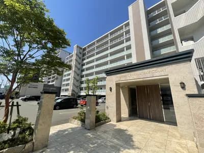 Montore Central Bay Court