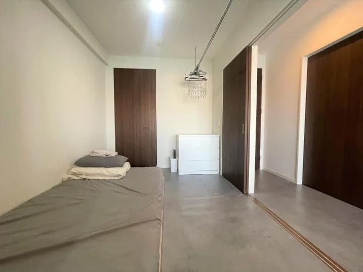 Montore Central Bay Court