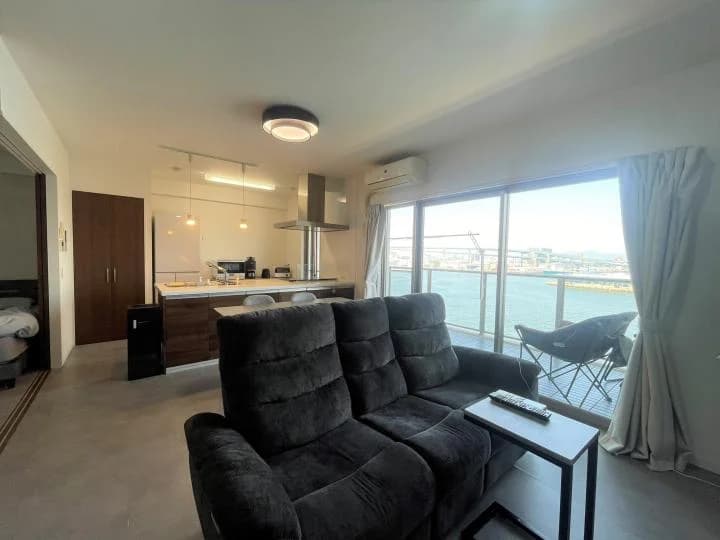 Montore Central Bay Court