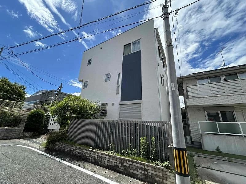 Sunny Villa Town 春日站前