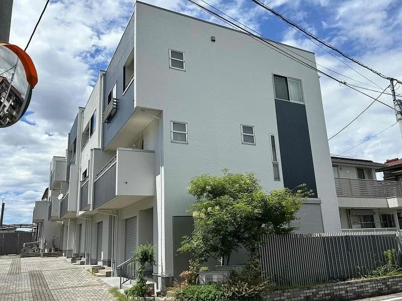 Sunny Villa Town 春日站前