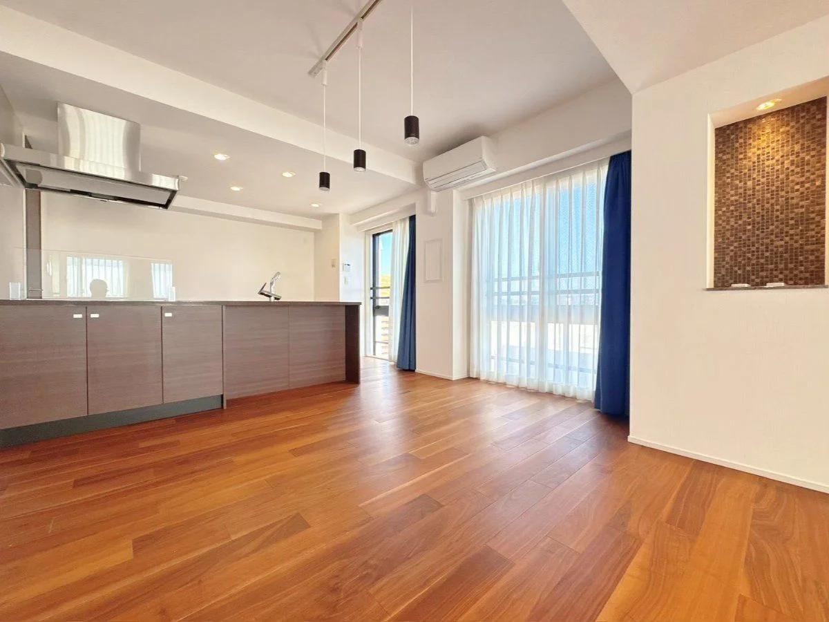 San Livera Prime Tenjin Daimyo Residence