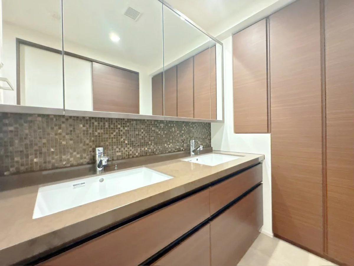 San Livera Prime Tenjin Daimyo Residence