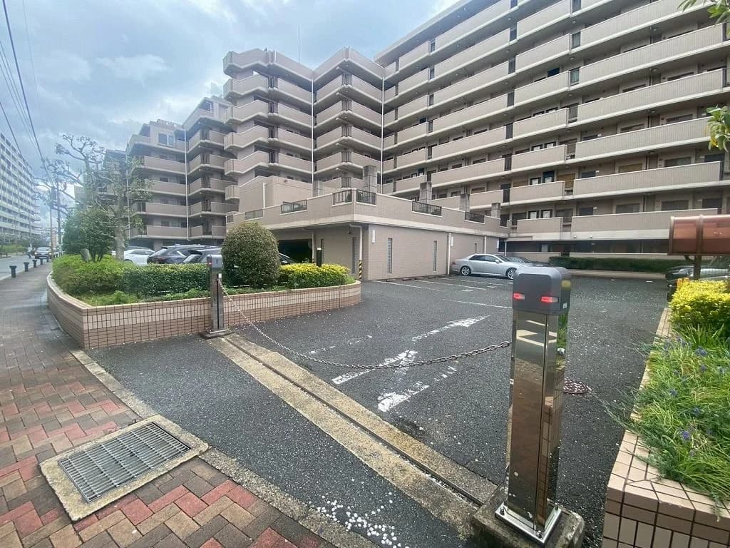 Angel Marinea Court 姪濱 Building 3