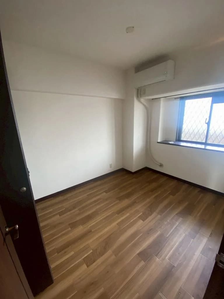 Angel Marinea Court 姪濱 Building 3