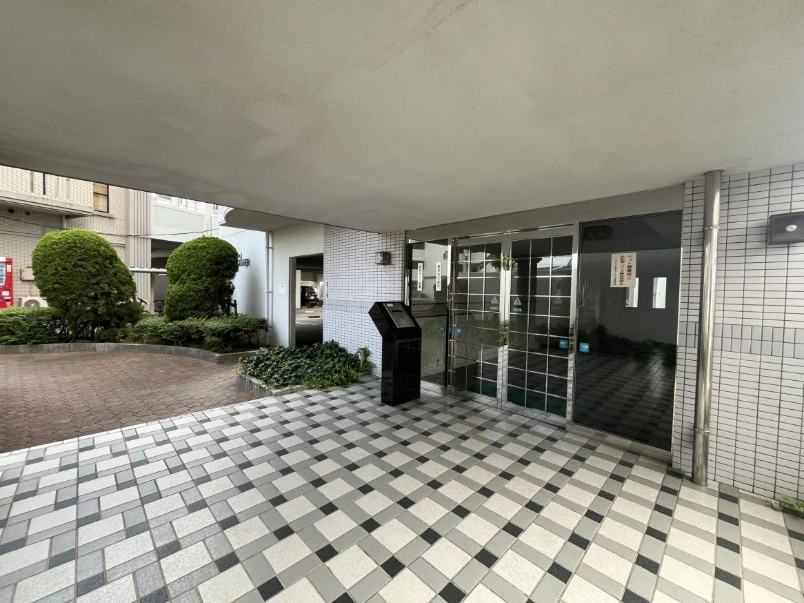 Romanesque 箱崎Tower Homes W棟