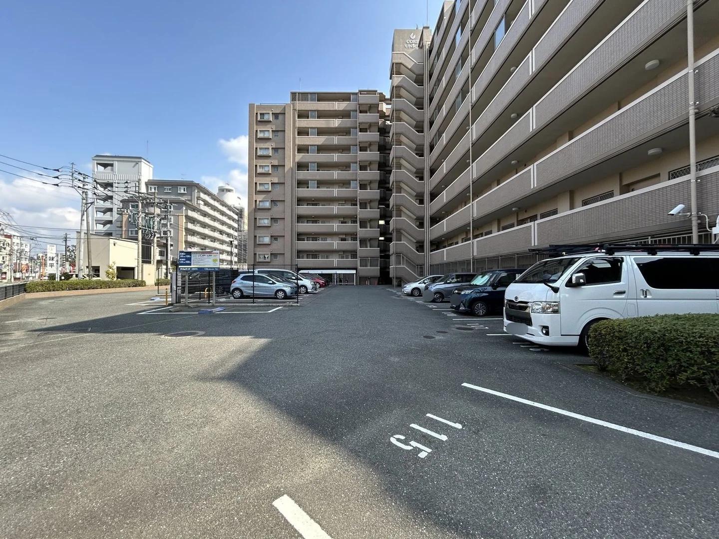 Core Mansion 和白丘Nextage A棟