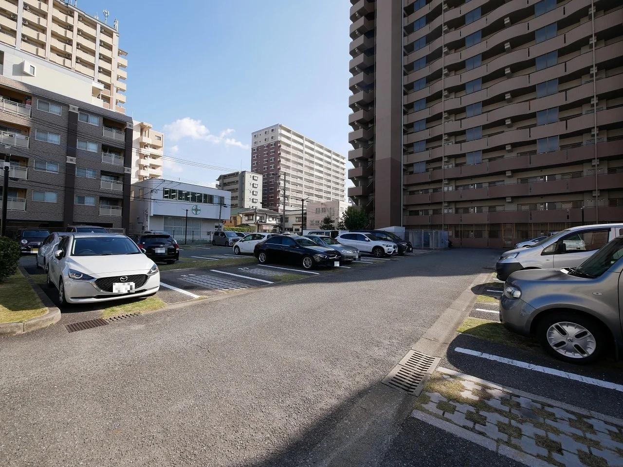 Relecity Hakata Eki Minami