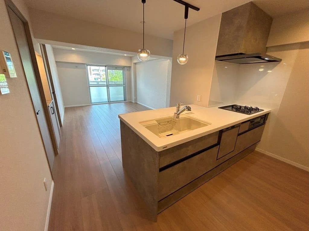 Green Mansion 野間