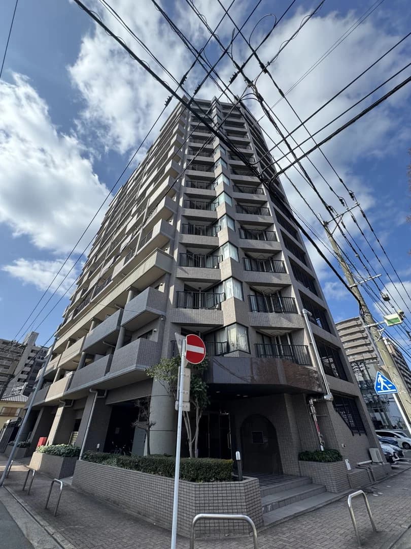 Hirao Eki MaePark Homes