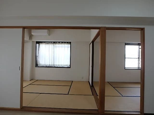 Romanesque 藤崎南