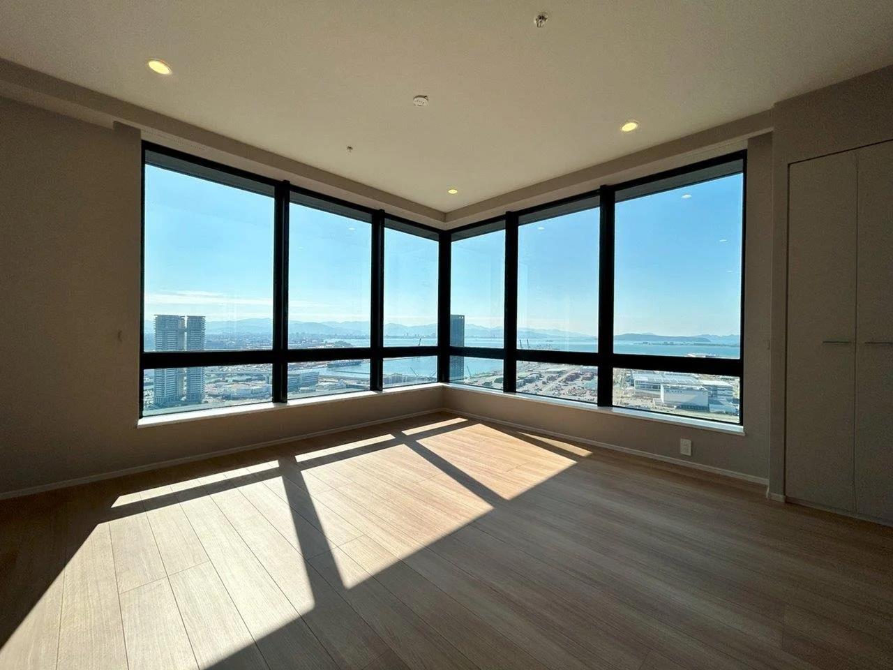 ISLAND CITY OCEAN & FOREST TOWER RESIDENCE EAST