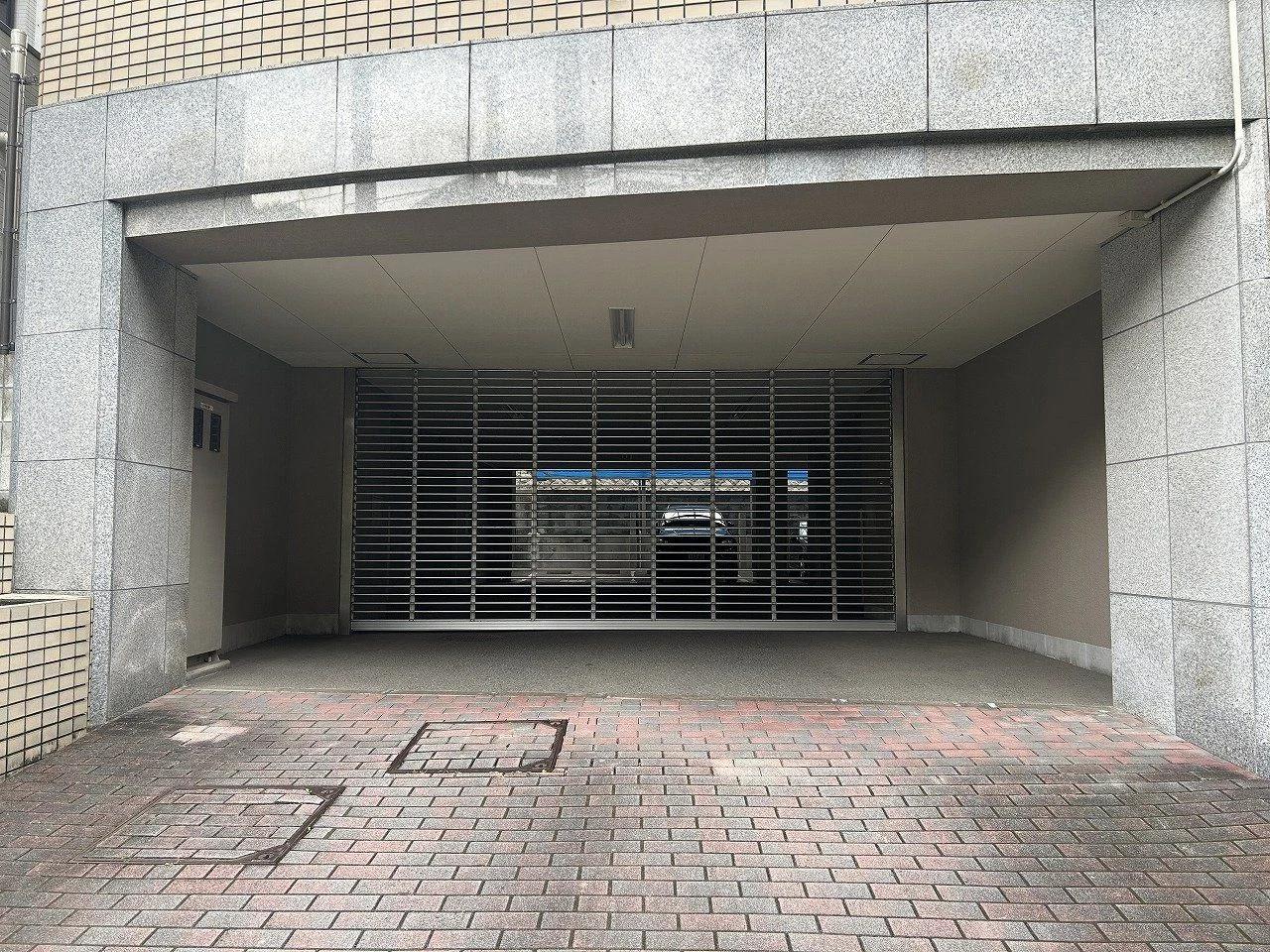 Cosmo Minami Sanso Dori