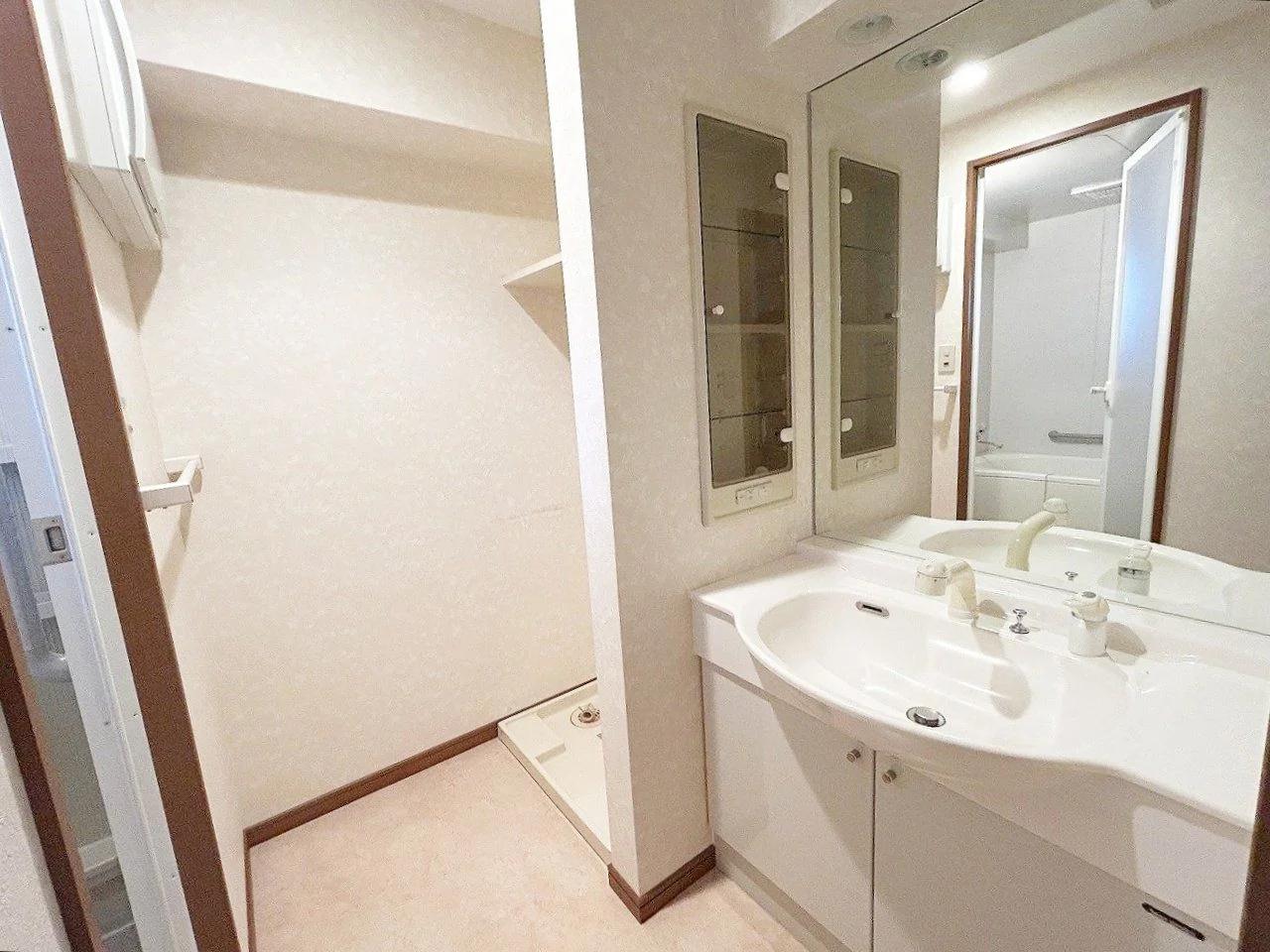 Eil Villa Libercity Morooka