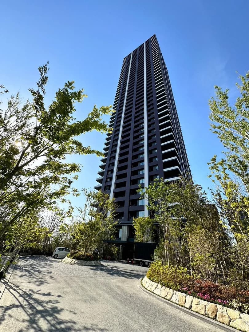 ISLAND CITY OCEAN & FOREST TOWER RESIDENCE WEST