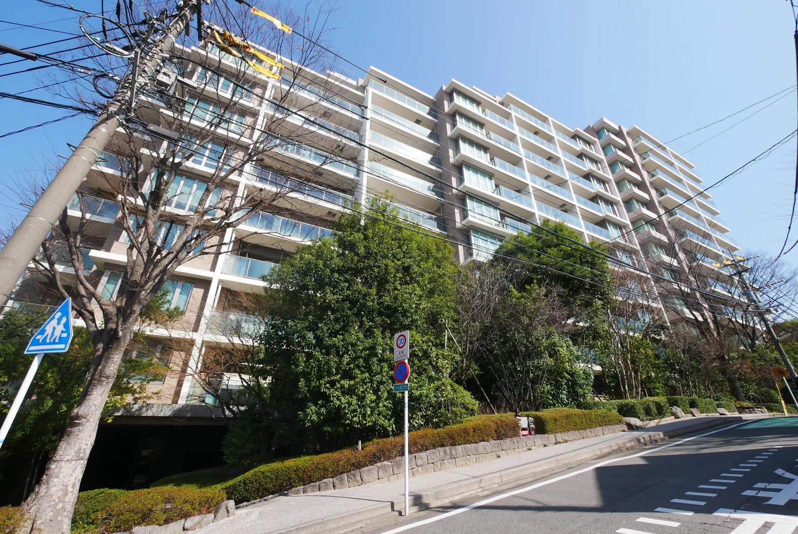 Grand Maison Josui Garden City South Forest
