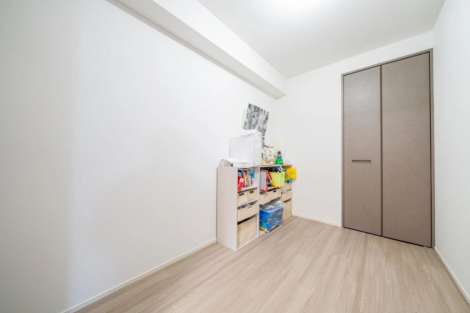 Stance Residence Shokubutsu-en Gaien Hills