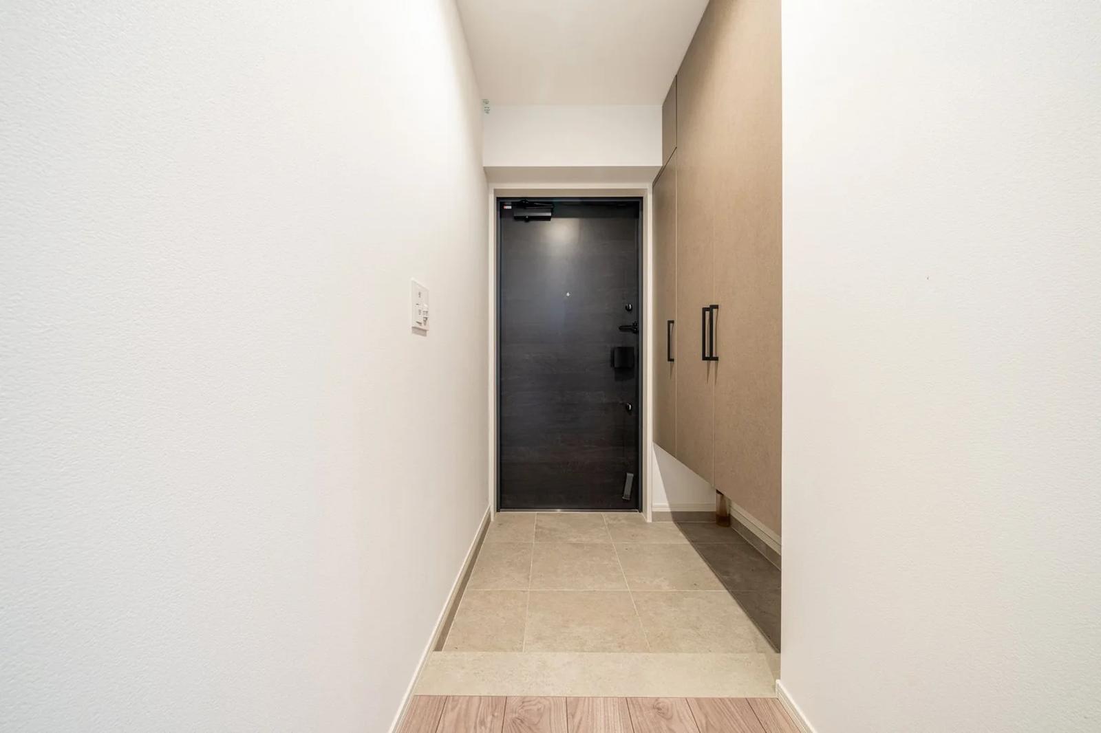 Stance Residence Shokubutsu-en Gaien Hills