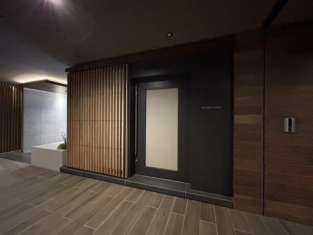 Stance Residence Shokubutsu-en Gaien Hills