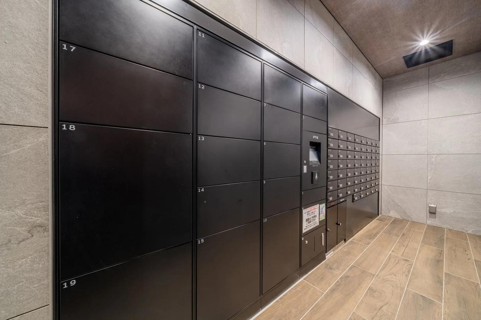 Stance Residence Shokubutsu-en Gaien Hills