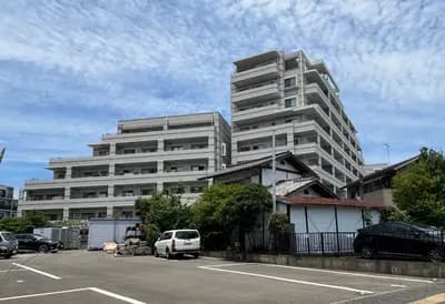 Farnest Chayama Eki Mae