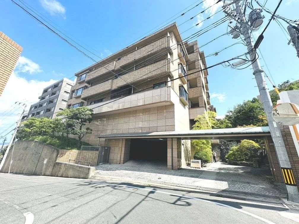 Royal Hills 笹丘