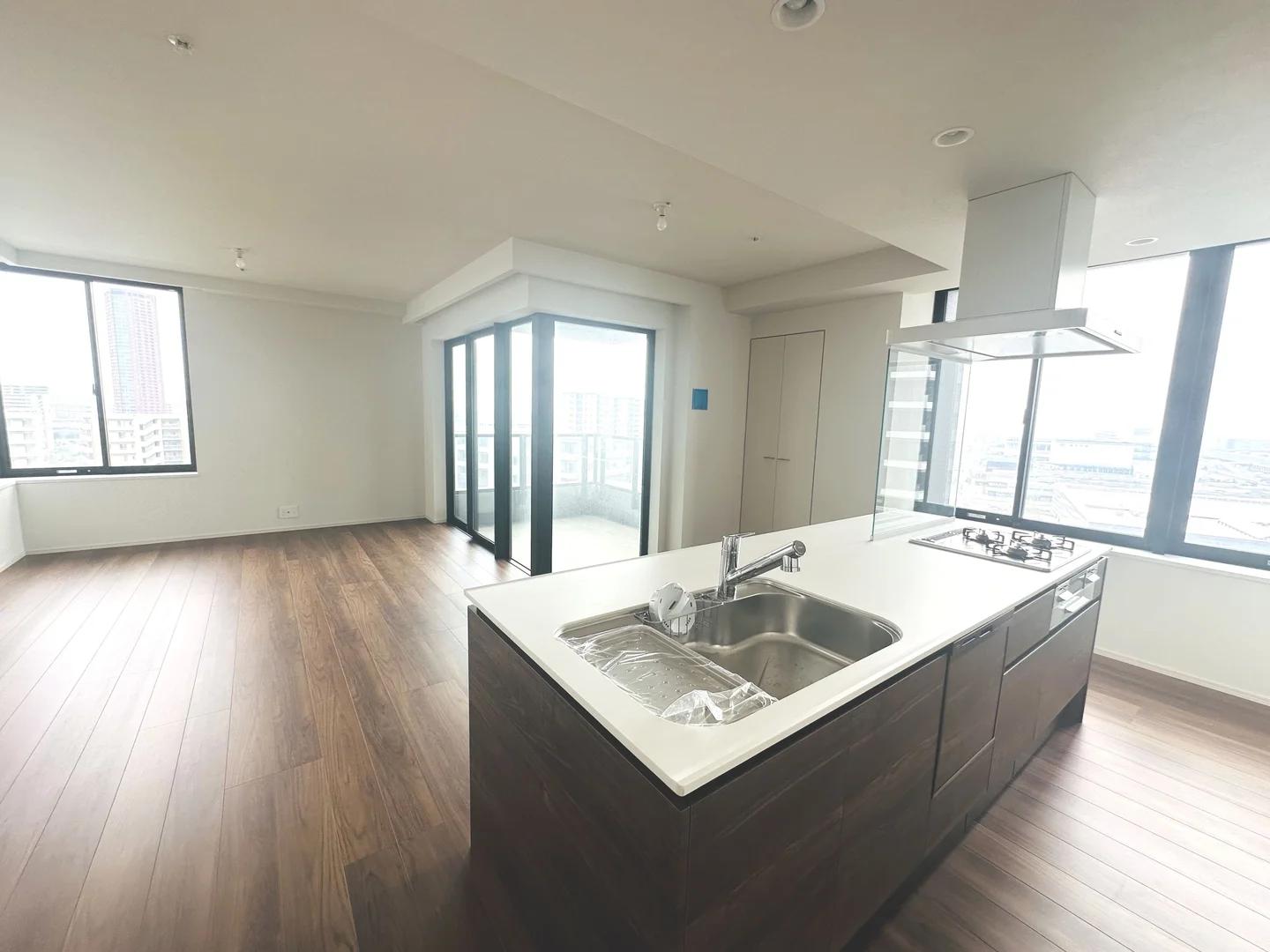 IslandCity Ocean&Forest Tower Residence East