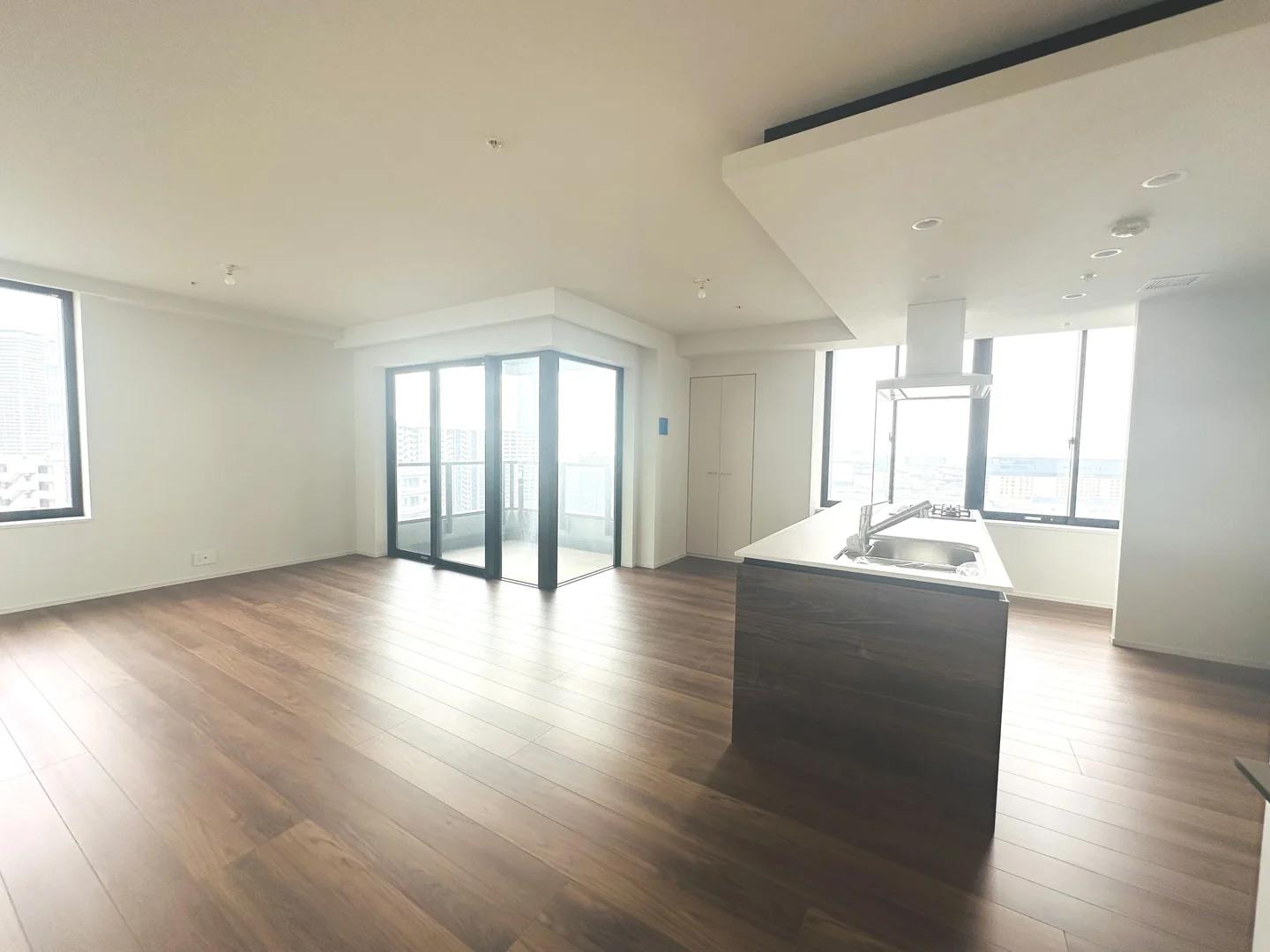 IslandCity Ocean&Forest Tower Residence East