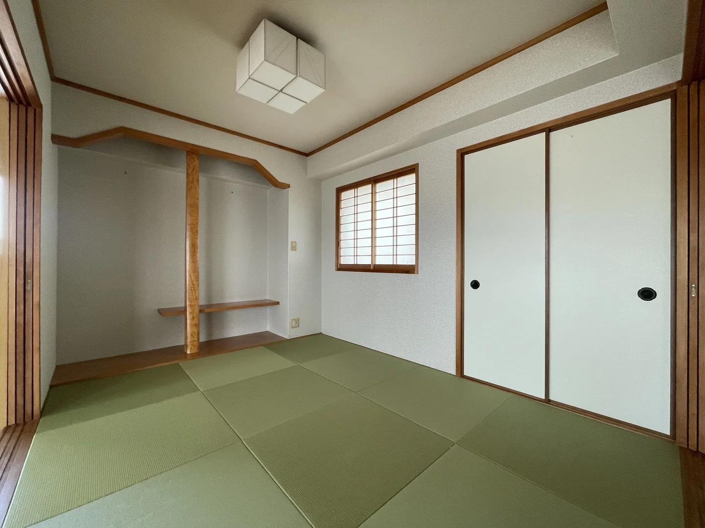 Royal Mansion Ropponmatsu