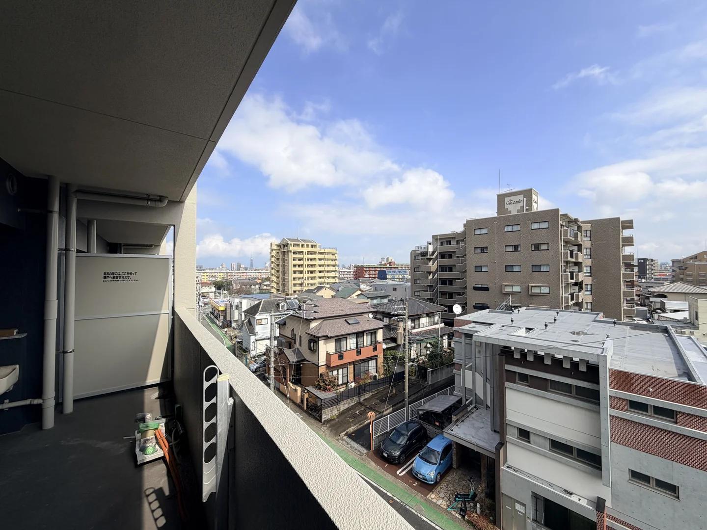 Empire 原 Building 1