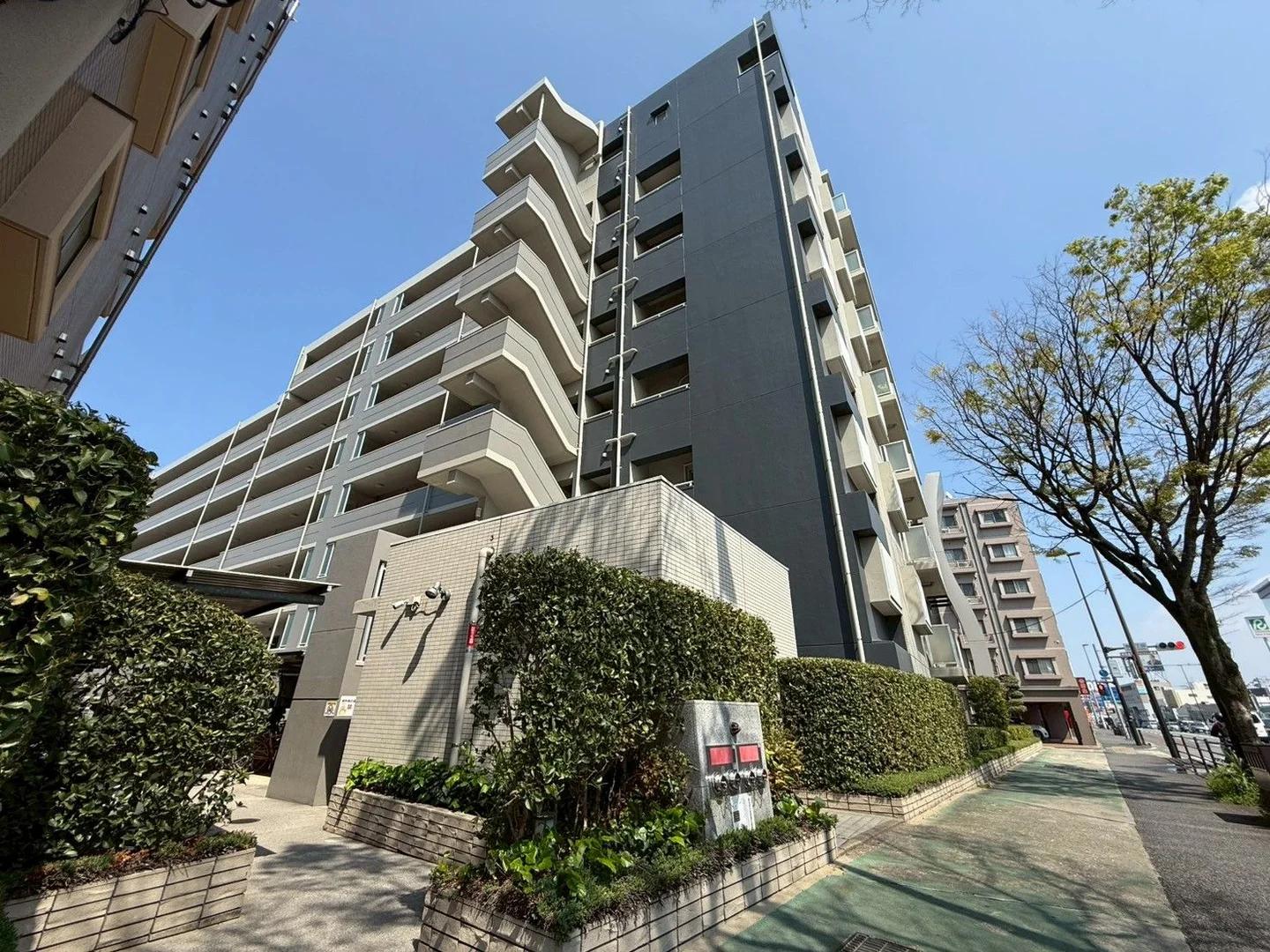 Empire 原 Building 1