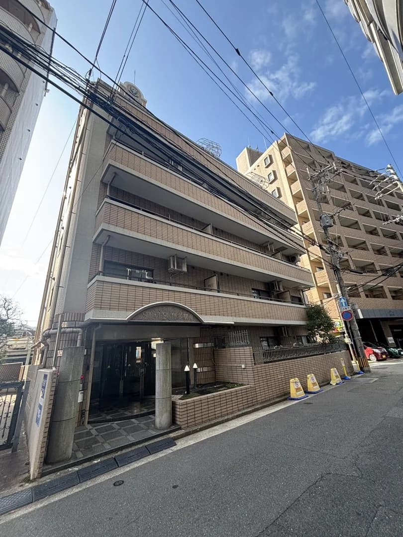 States 博多駅南