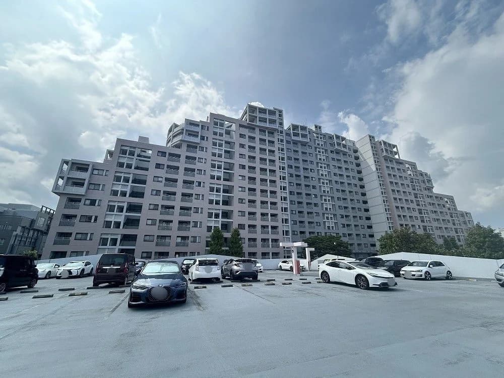 Seaside Momochi Crystallage Building 1