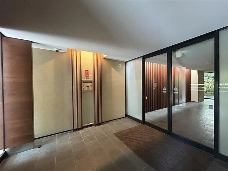 Grand Maison 淨水 Building 2